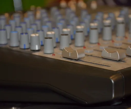 AUDIO DEVICES